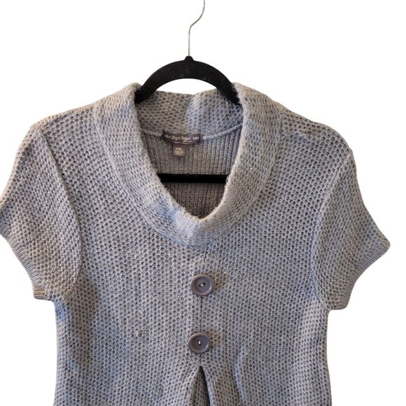 Suzie Where Womens Sz PXL Gray Solid Short Sleeve Knitted Sweater - Picture 8 of 9